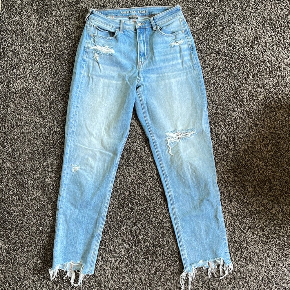 American Eagle Mom Jeans